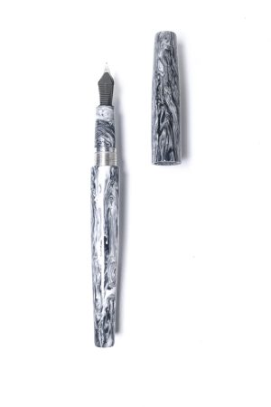 The Bebe Fountain Pen in Mist