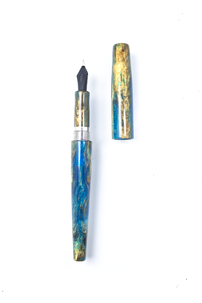 The Bebe Fountain Pen in Tropic of Cancer - Image 2