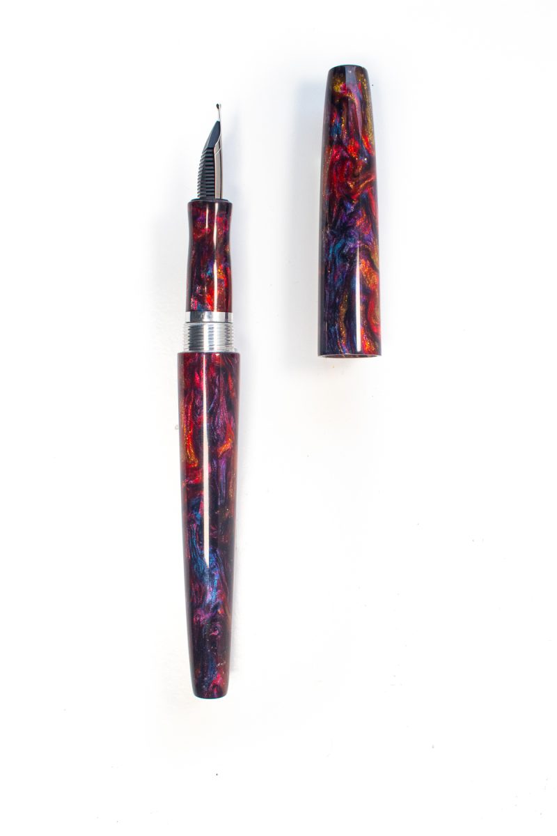 The Bebe Fountain Pen in Arthur - Image 2