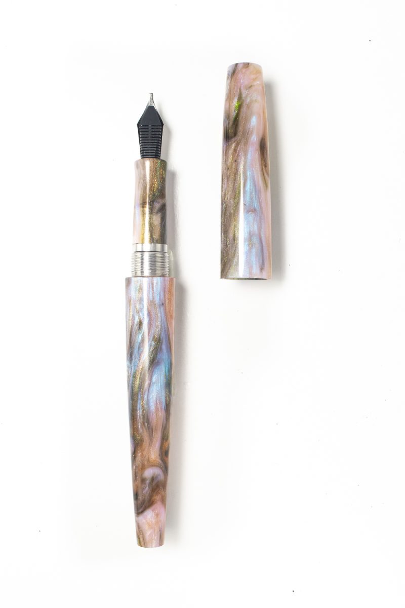 The Bebe Fountain Pen in Impressionist's Spring - Image 3