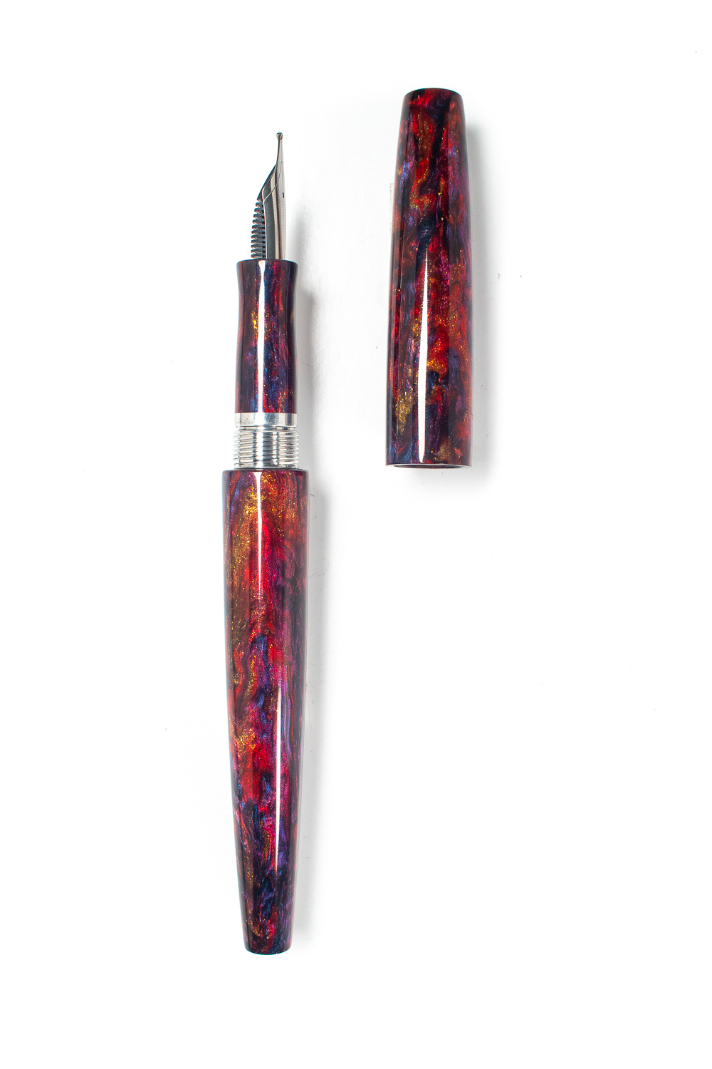The Bebe Fountain Pen in Arthur - Image 2