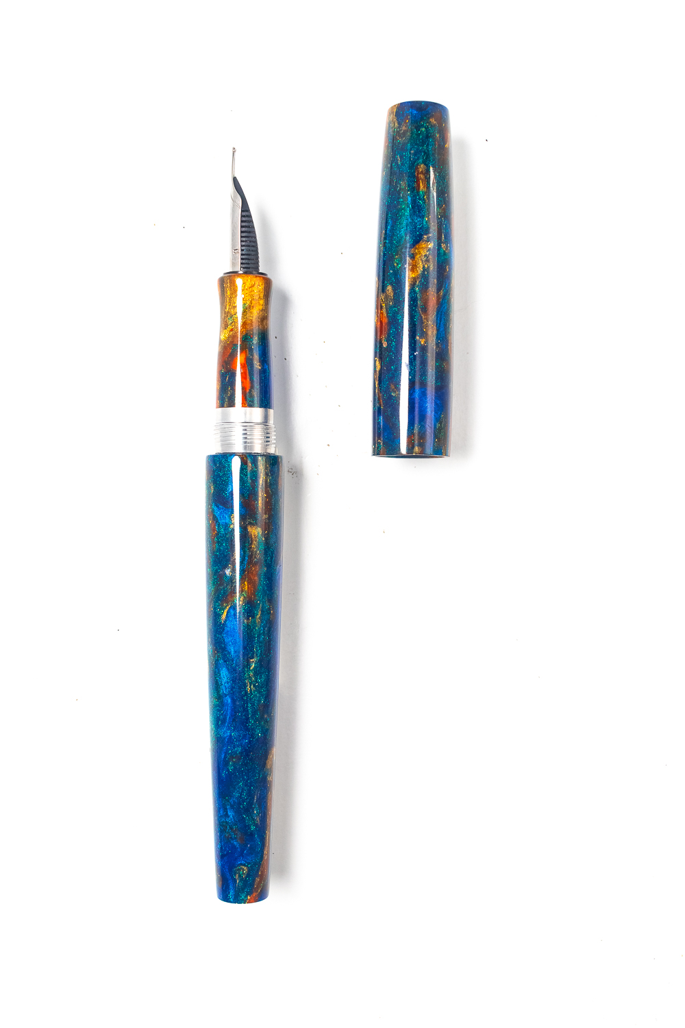 The Bebe Fountain Pen in Macaw - Image 2