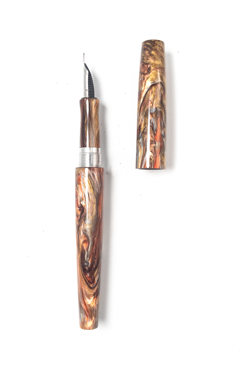 The Bebe Fountain Pen in Molten - Image 2