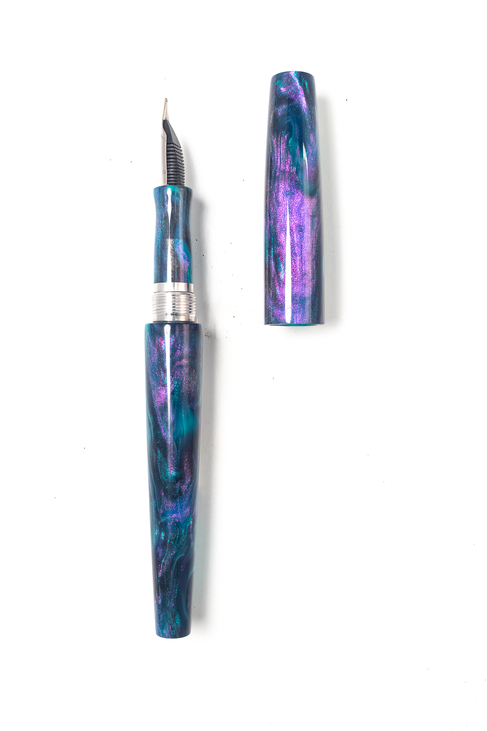 The Bebe Fountain Pen in Queen Mab - Image 2