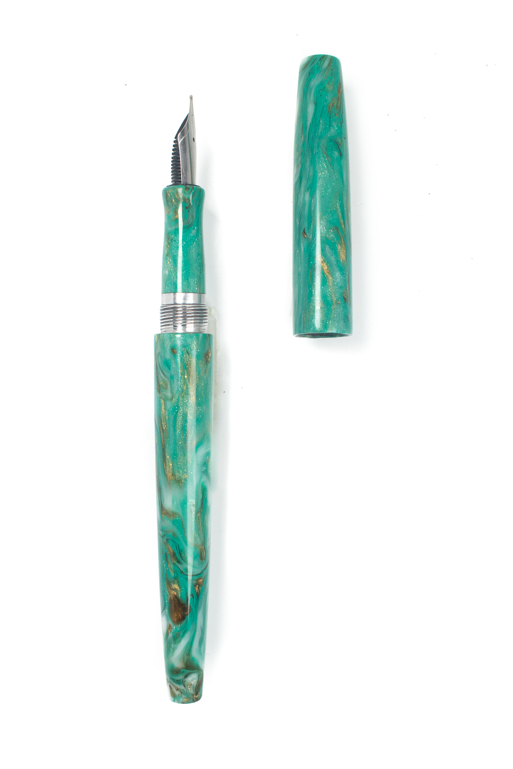 The Bebe Fountain Pen in Guinevere - Image 4