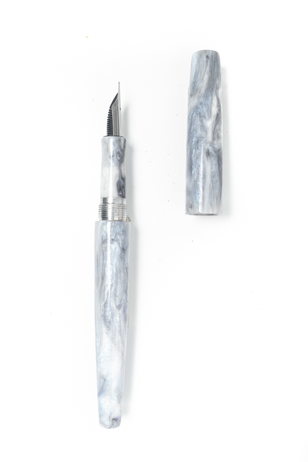 The Bebe Fountain Pen in Silver Bells - Image 3